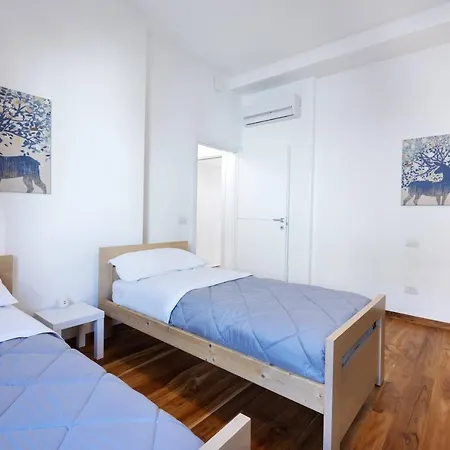 We - Fante House, Apartament *