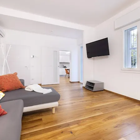 Apartament We - Fante House,