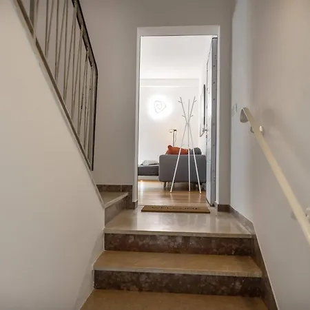 We - Fante House, Apartament Rimini